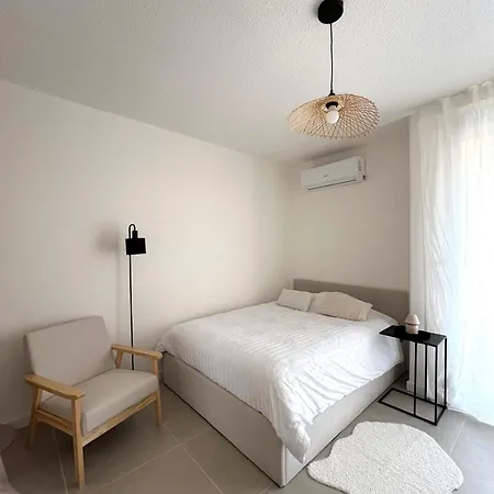 Les Bains בלרוק-לה-באינס